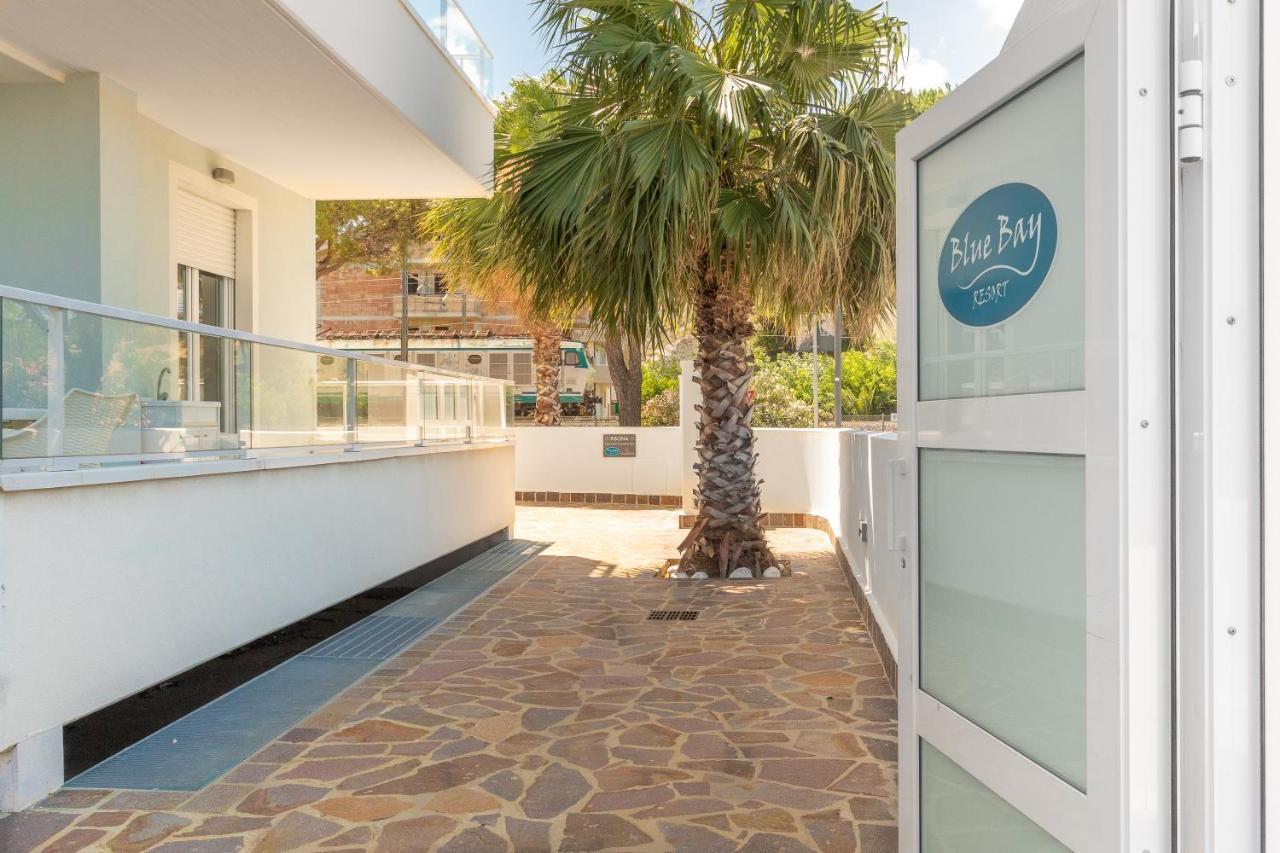 Case Vacanze Blue Bay Resort Roseto Degli Abruzzi Exteriör bild